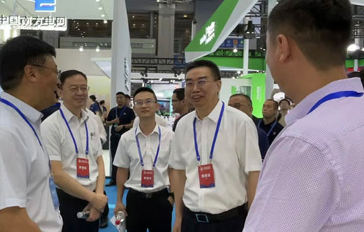 海纳百川，，，，，，，百川入“深”海，，，，，，，ug环球迎接四海来宾